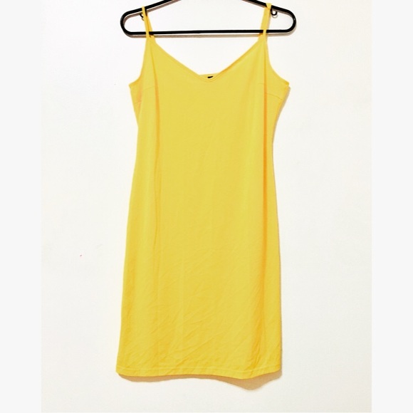 Vibrant Floral Dress - Picture 2 of 2